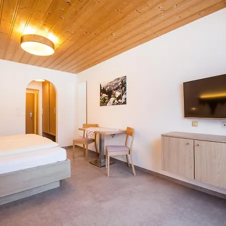 アパートホテル Markushof ヴァークライン